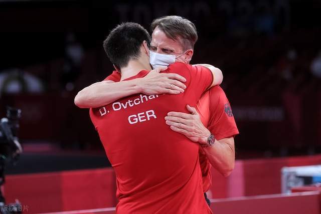 资格审查中 资格审查中