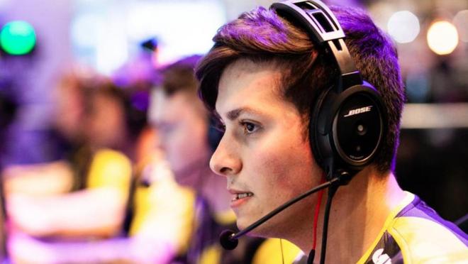 突出表现 突出表现