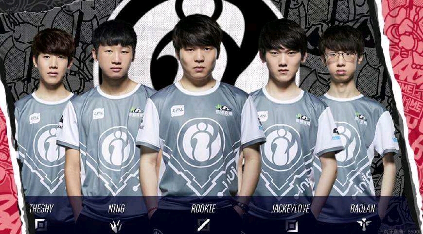 许多玩家先 许多玩家先